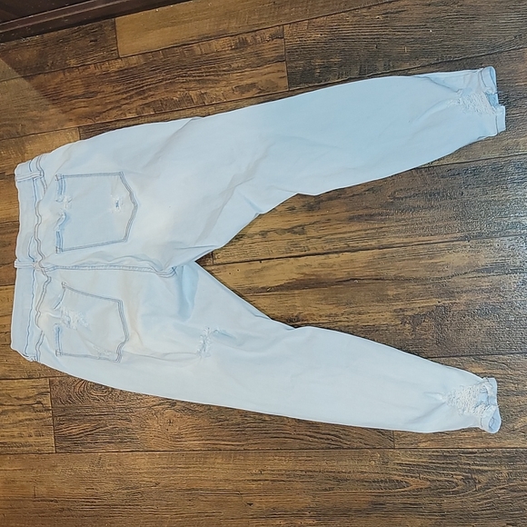 Light blue ripped jeans - Picture 2 of 3